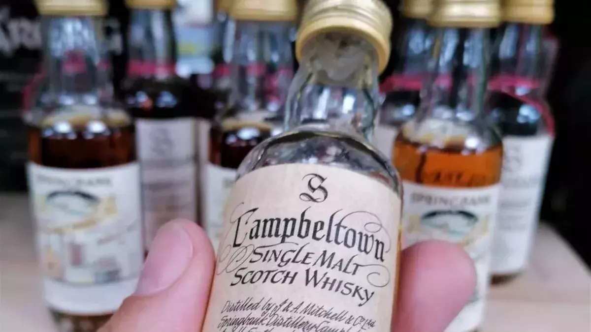 50ml Scotch whisky sells for a record £6,440