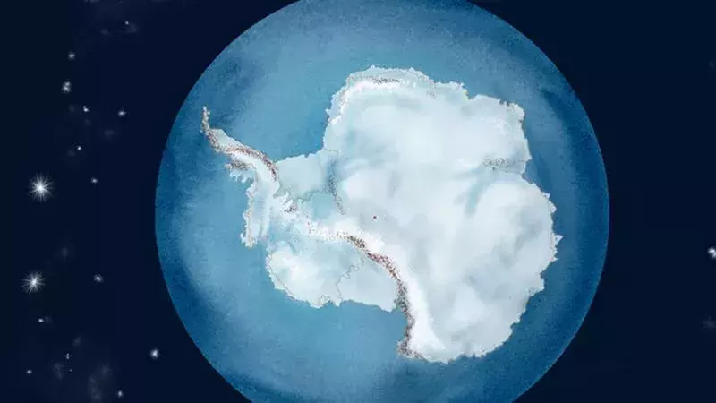 Antarctica: 40 Years Of Iceberg Fluxes Compressed Into Less Than A Minute
