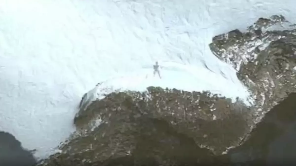 Google Earth 72°32'26.35"S 31°19'17.86"E