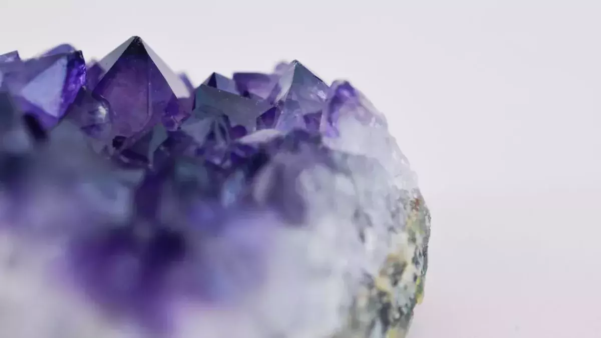 This is how much the world's biggest sapphire cluster is worth