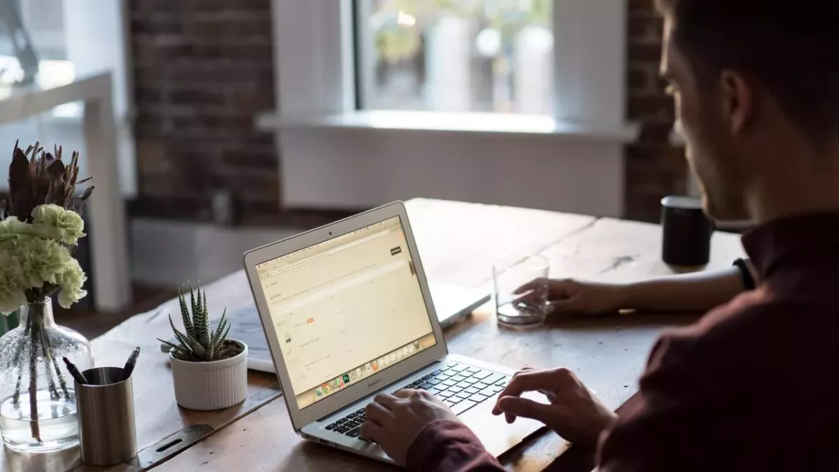 81% of Brits don't want to go back to the office post pandemic 