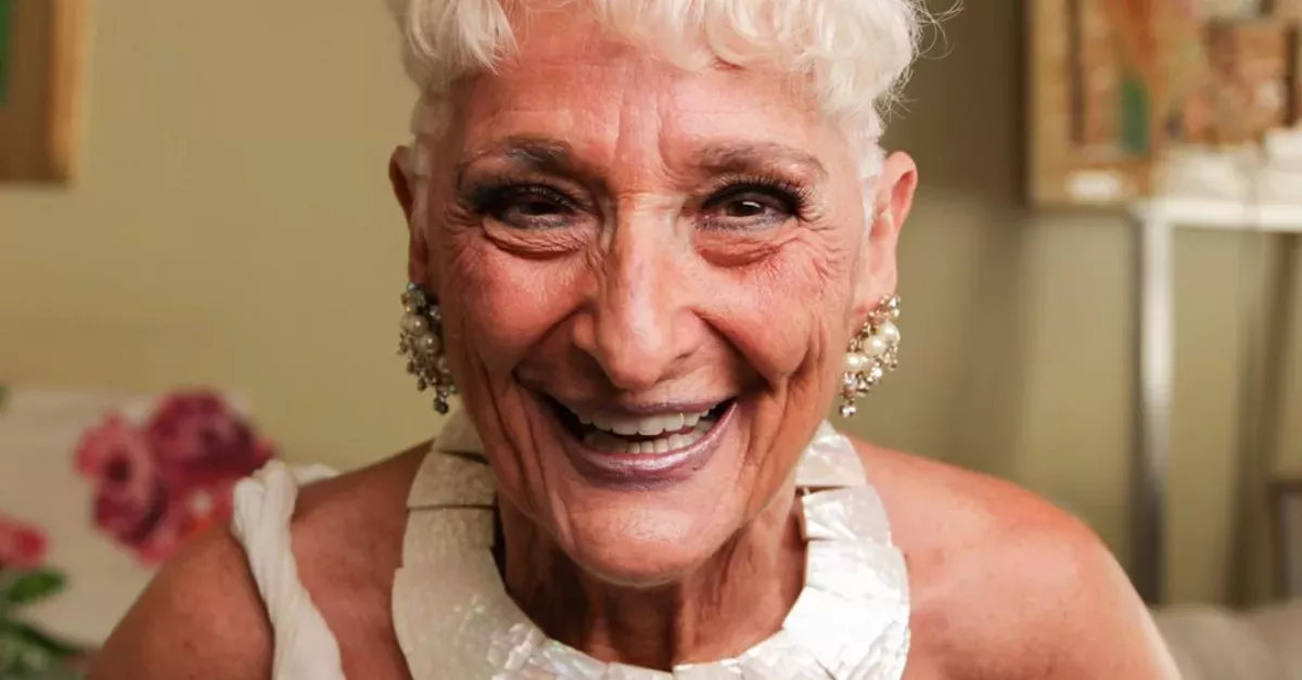 This 83-Year-Old Grandmother Uses Tinder