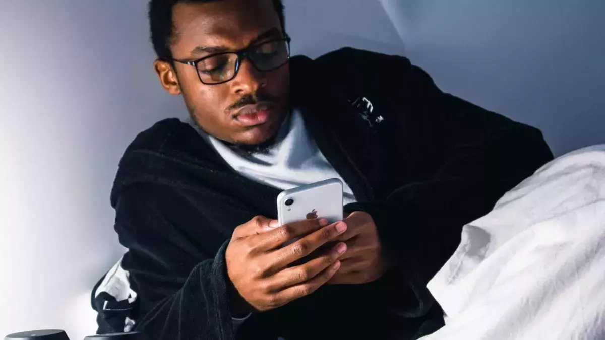 This bizarre method has been proven to get rid of insomnia 