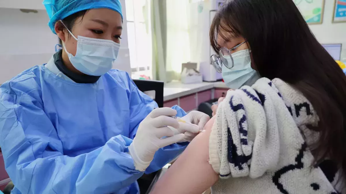 Bowel cancer: New camera pill to replace colonoscopies