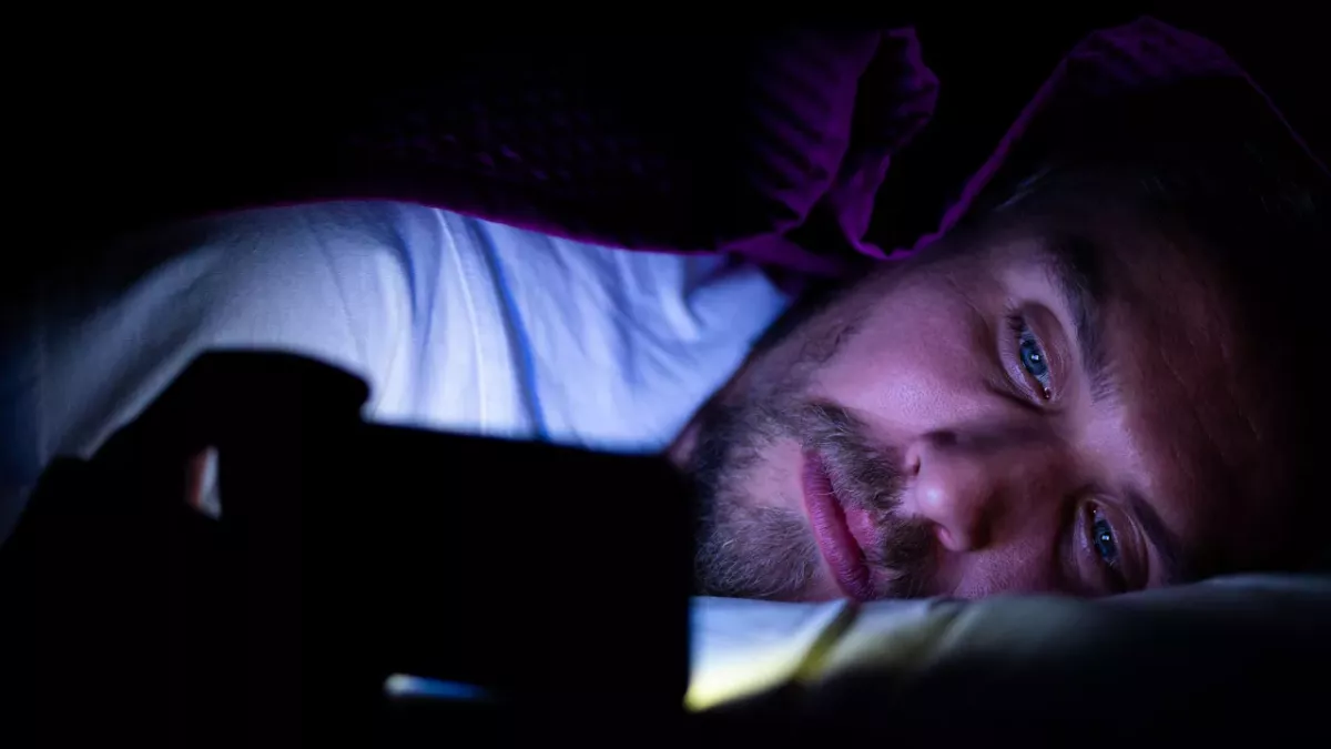Do you wake up every night at 4 am? Here is what your body is trying to tell you