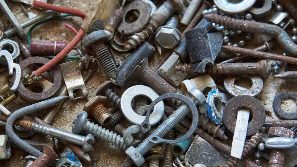 Doctor’s find a kilo of nails and screws in a man’s stomach