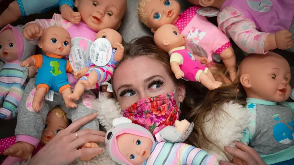 dolls