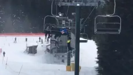 Five Canadian skiers saved a child stuck on a chairlift.