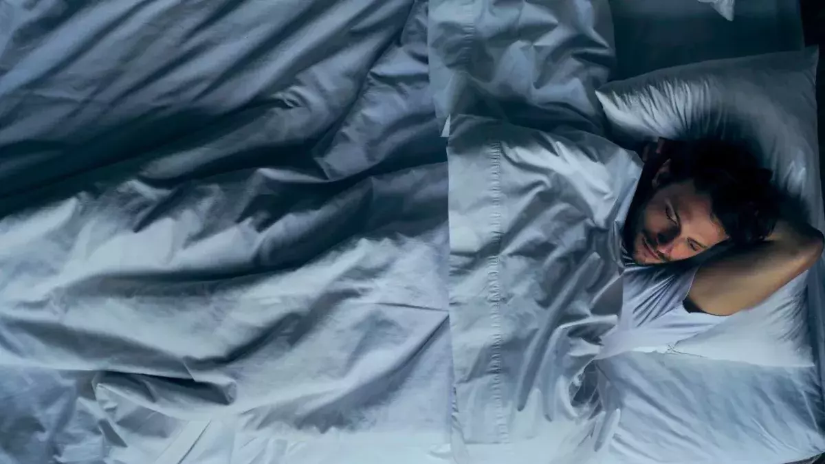Going to bed at this hour can reduce heart disease, study finds