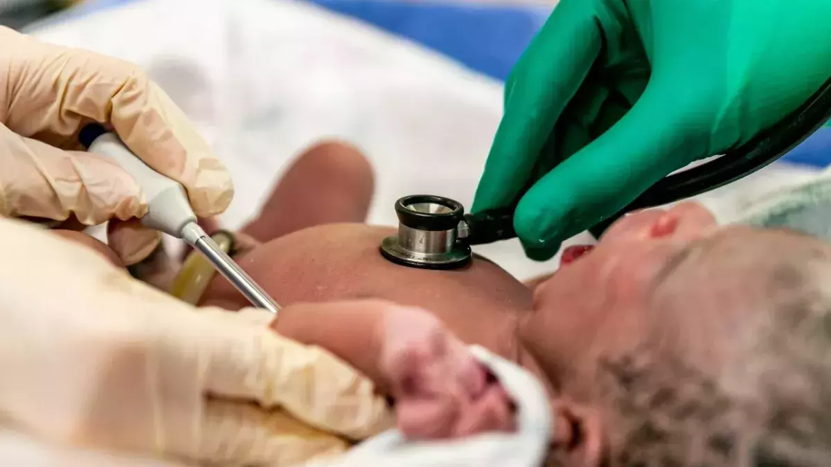 Headless parasitic twin 