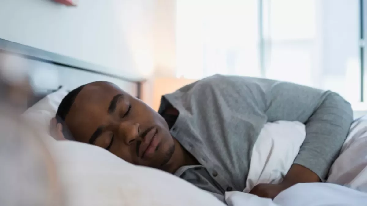 If You Sleep Less Than 6 Hours a Night, You May Suffer From This Dangerous Health Problem