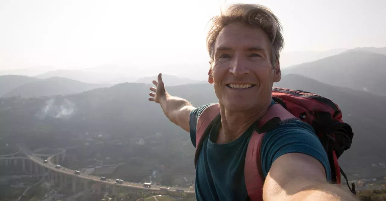 This man did not die taking his selfie