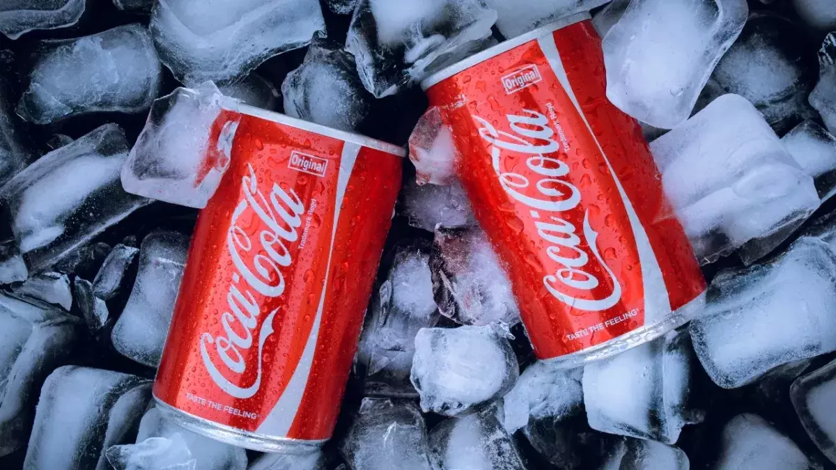 Man dies drinking coke