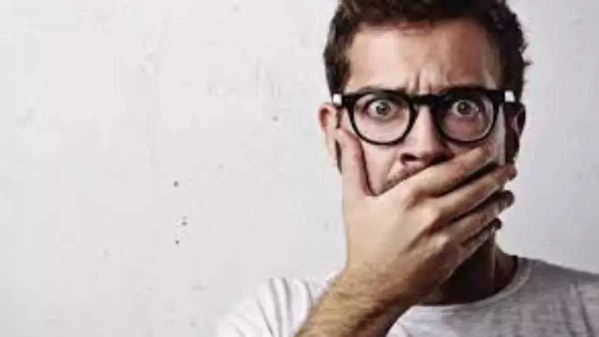 Man lived two years peeing through the anus and farting through the penis