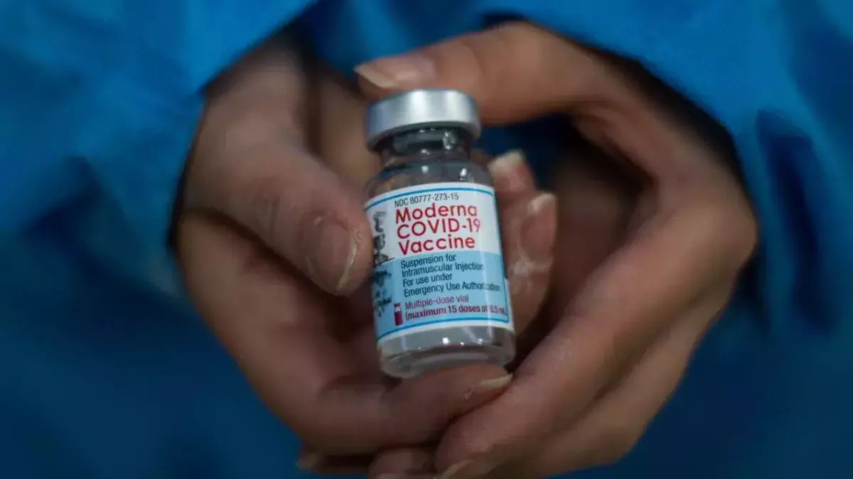 Moderna reveals waning protection from COVID shots, supporting case for booster jabs