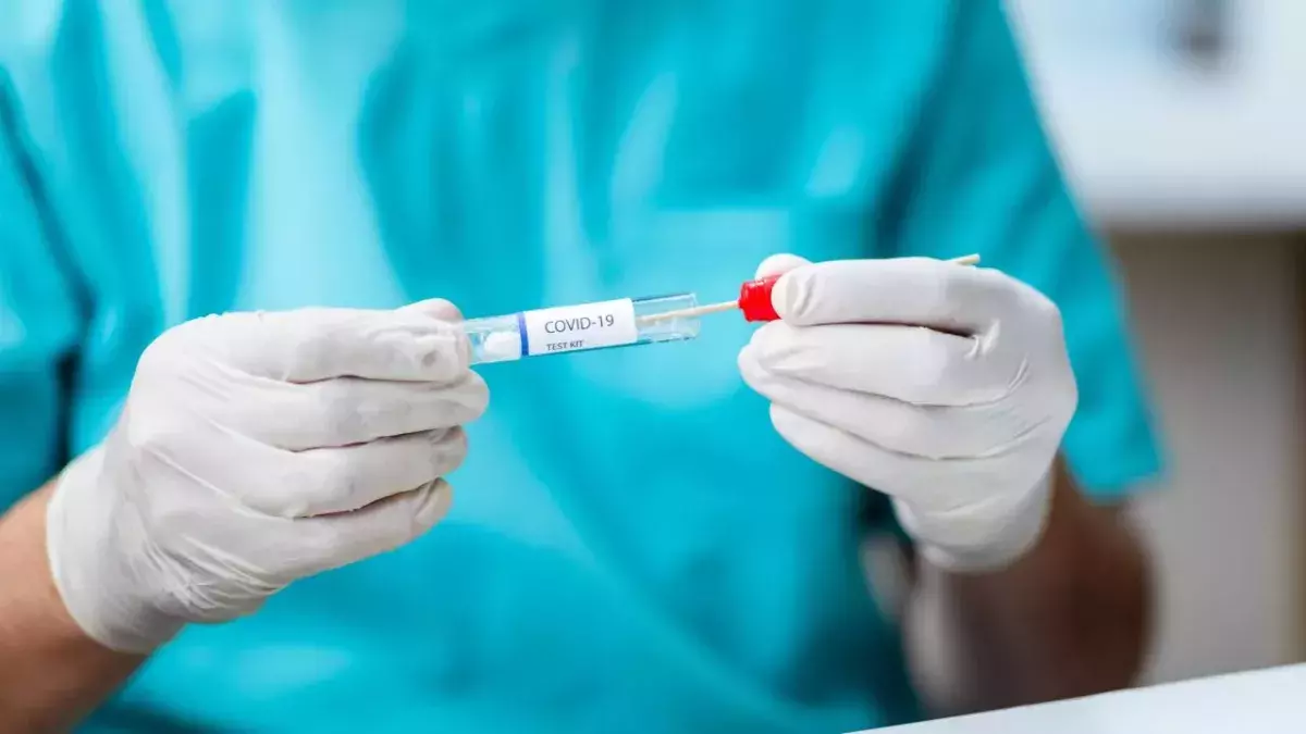 This new saliva test can determine the likelihood of severe COVID infection