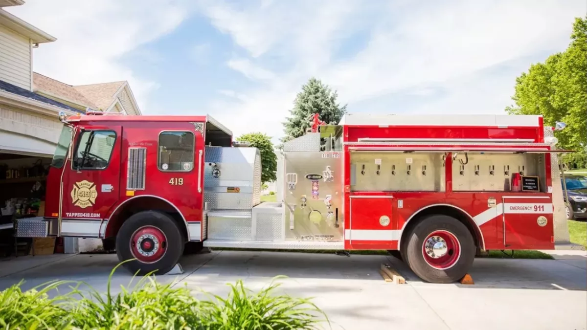 This Old Fire Truck Now Spouts Ice Cold Beer Instead of Water