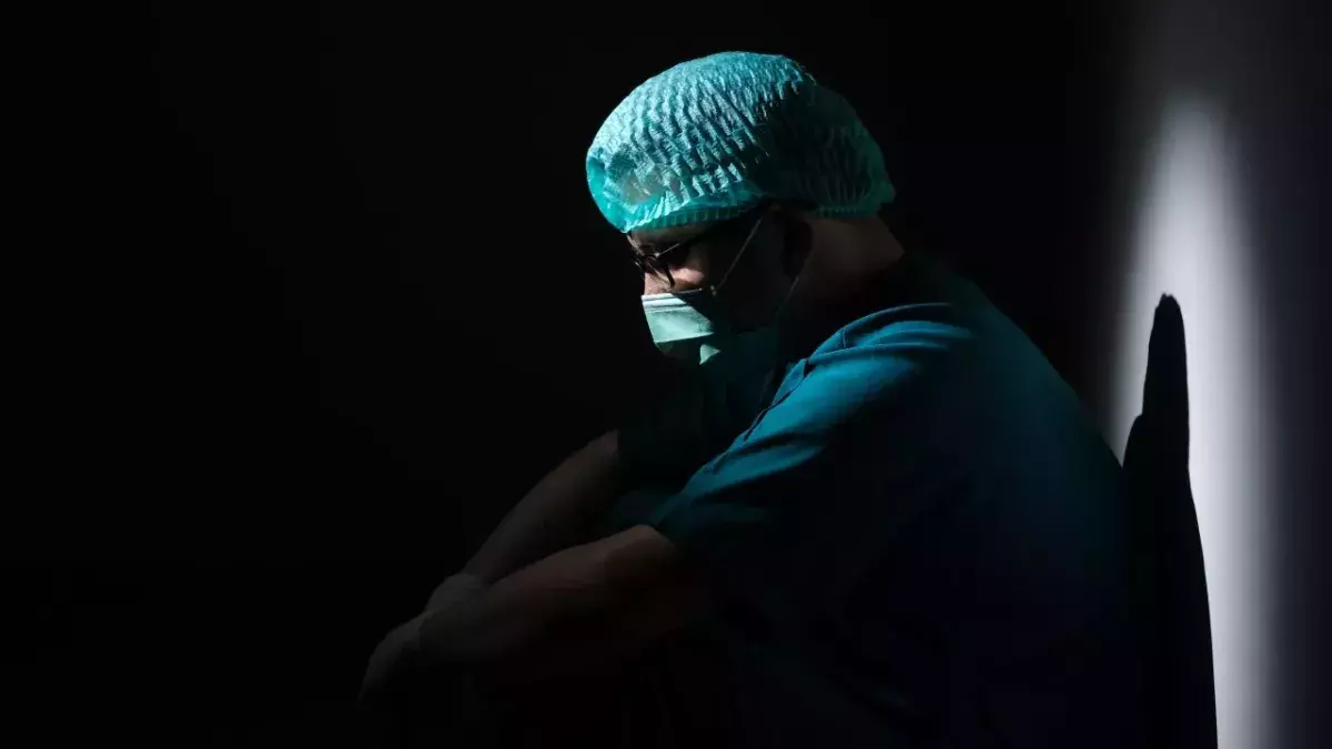 One out of five doctors plan to leave the NHS after the pandemic 