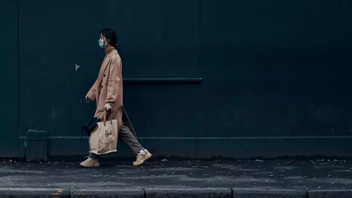 People skip self-isolation