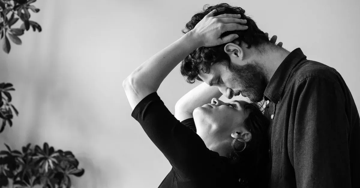 The Perfect Simple Romantic Gesture Men Can Do For Valentine's Day