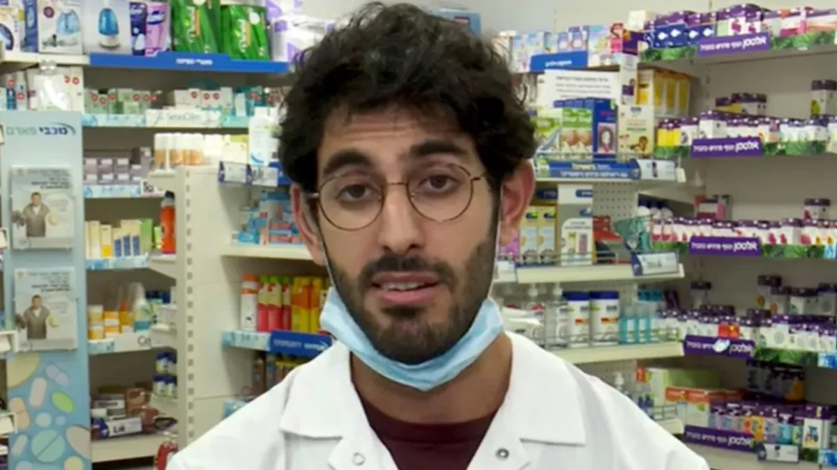 Pharmacist Accidentally Given Five Doses of the Pfizer Vaccine