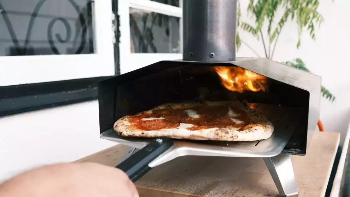 Pizza oven