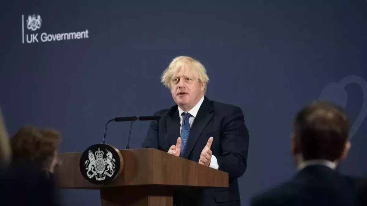  Prime minister faces uproar over proof of double jab status to enter nightclubs from September