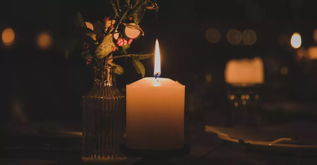 Scented candles contain a pollutant that is also found in car exhausts