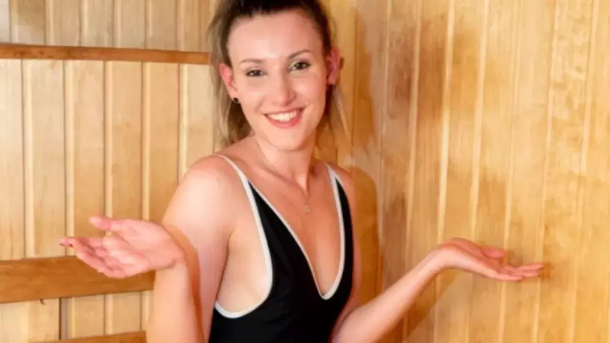 She was kicked out of a sauna because her swimwear was deemed 'too sexy'
