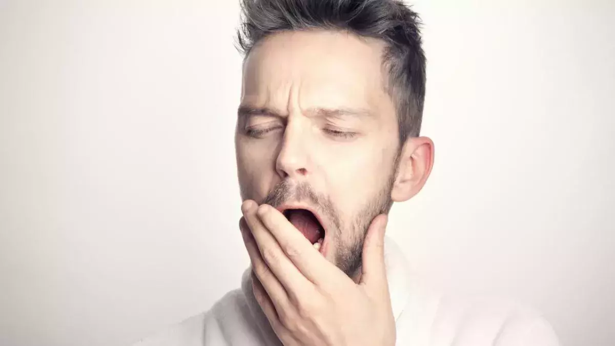 Sleeping less than six hours has this effect on your brain