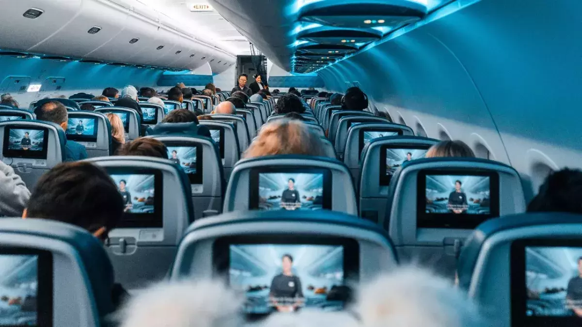 This is what happens to passengers who die mid-flight