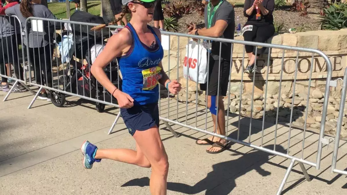 Woman beats personal record after pooing her pants halfway through a marathon
