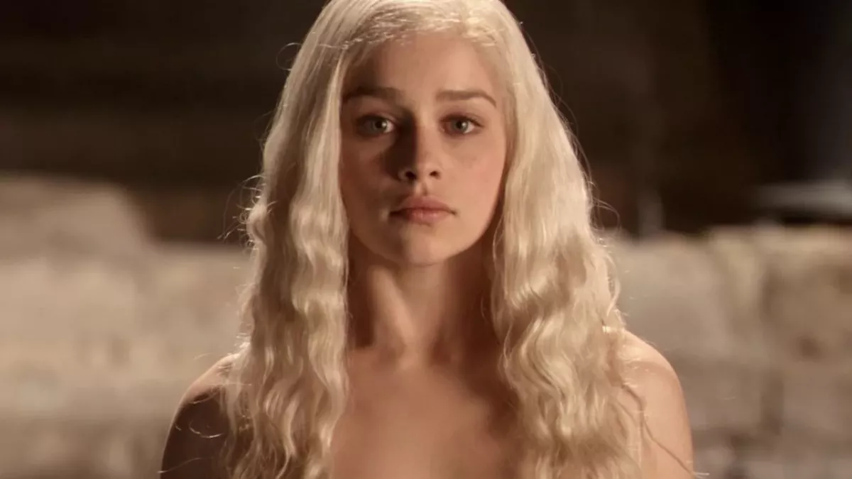 Emilia Clarke Reveals One Thing That Made Her GOT Love Scenes Excruciatingly Embarrassing
