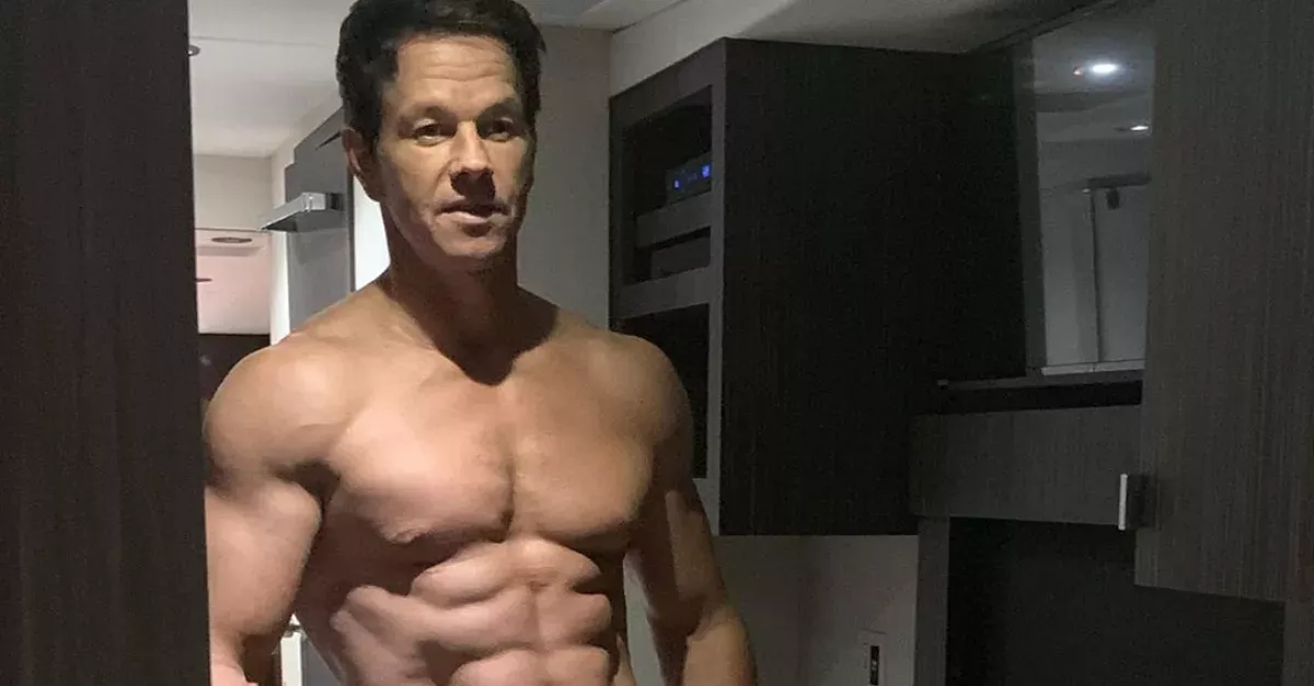Mark Wahlberg And His Mates Hit The Gym At 4am
