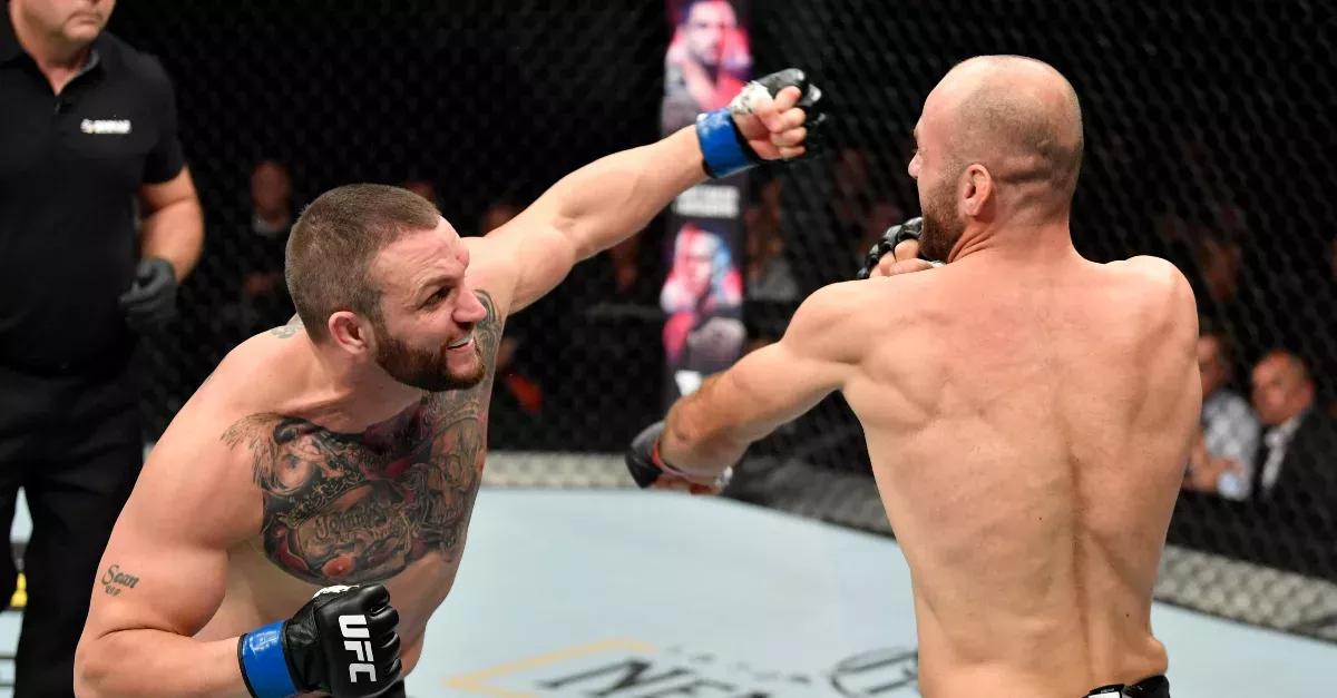 Phillips And Amedovski Both Let Loose, The Result? KO In Less Than 20 Seconds!