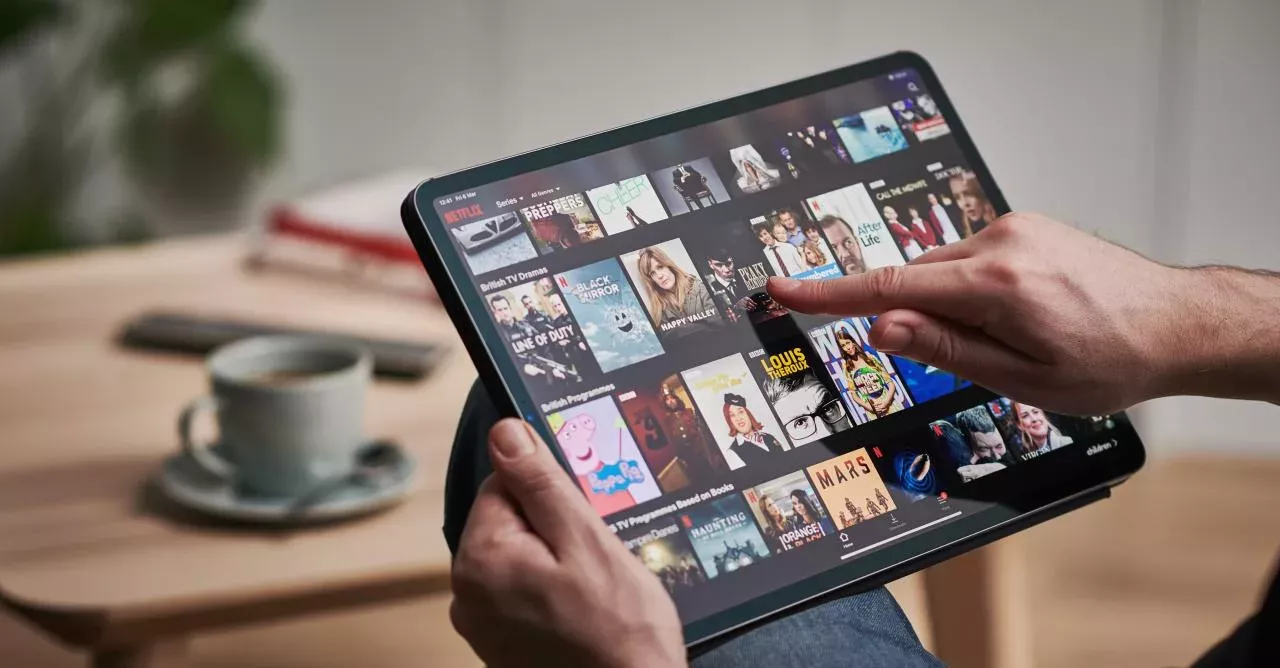 While in quarantine, you can watch movies with your friends remotely with this Netflix app!