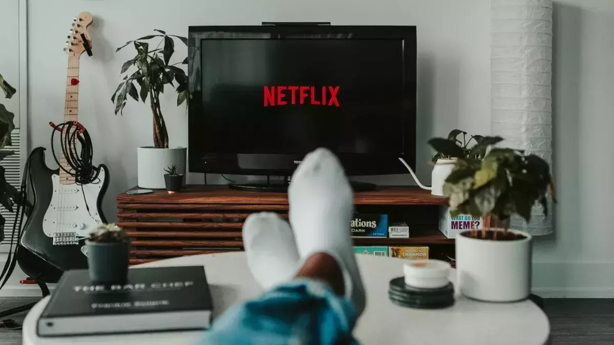 You can get paid to ‘Netflix and Chill’ 
