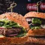 19 fast food employees arrested for not giving police free burgers