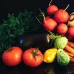 Are frozen vegetables healthier than canned vegetables?