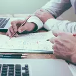 Atom bank introduces a 4-day working week without a pay cut