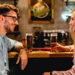 Dating 101: Who should get the bill on the first date?