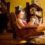 Elderly woman's cats devour her body from the waist up