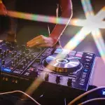 England drops COVID vaccine passports for nightclubs