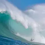 Portuguese surfer Alex Botelho survives horrific big wave accident (Video)