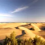 Sexual activities of tourists in dunes destroying a Spanish beach