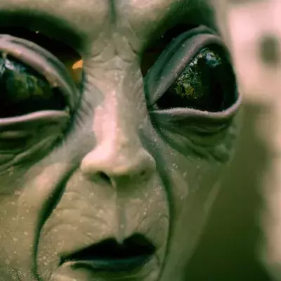 NASA astronaut recounts how he saw hair-raising cigar-shaped UFO 