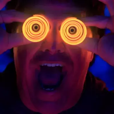 This is why we have red eyes in dark photos