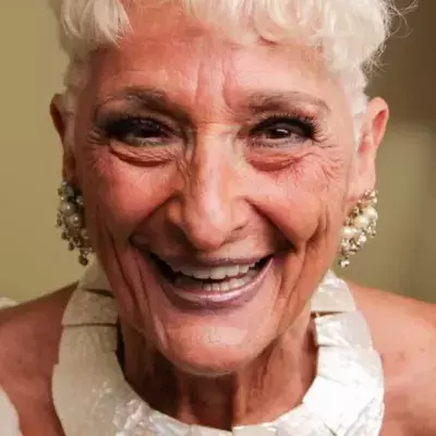 This 83-Year-Old Grandmother Uses Tinder