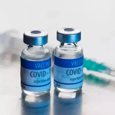 All Those Over 40 Can Now Book Their First COVID Vaccine