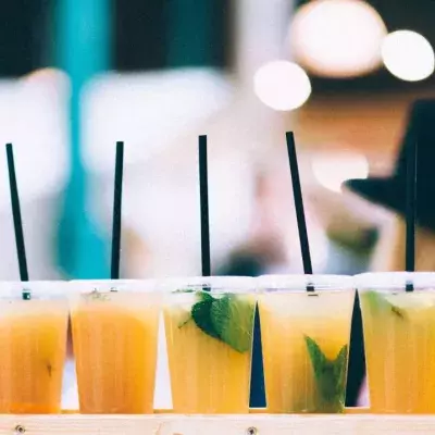 Does drinking through a straw get you drunk faster?